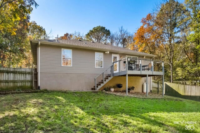 Cozy vacation rental with spacious deck in Bella Vista near Back 40 and Blowing Springs. Perfect for.