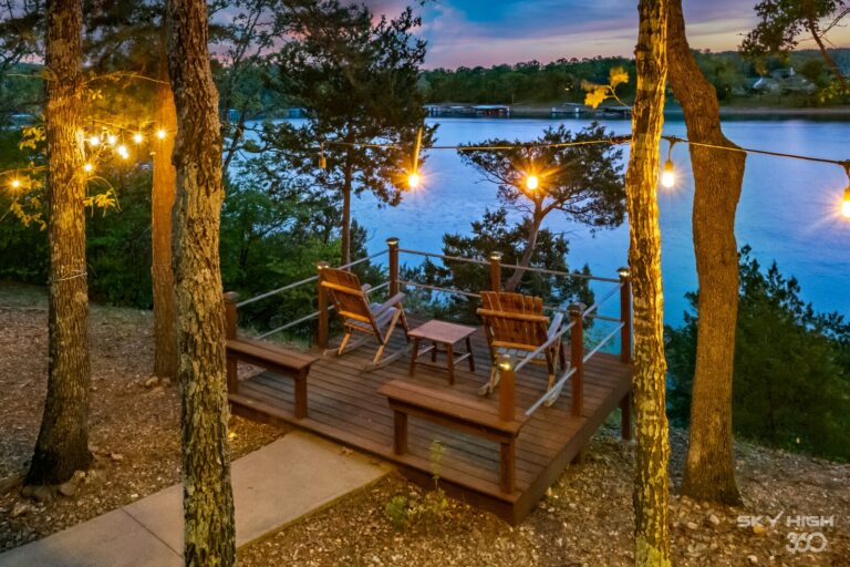The Waters Edge Oasis at Table Rock Lake